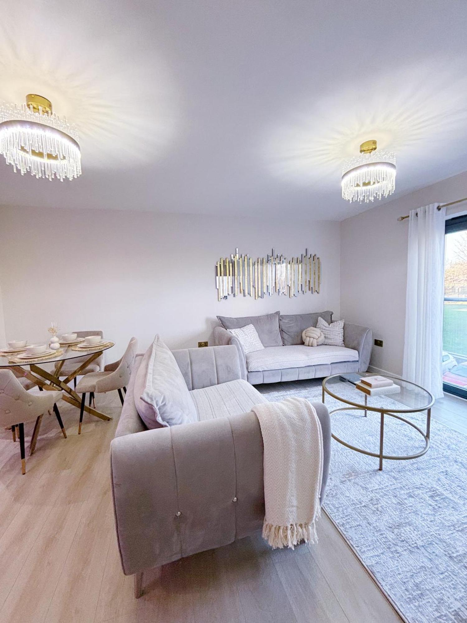 Apartment Lux - Luxury With Jacuzzi In Leeds Centre