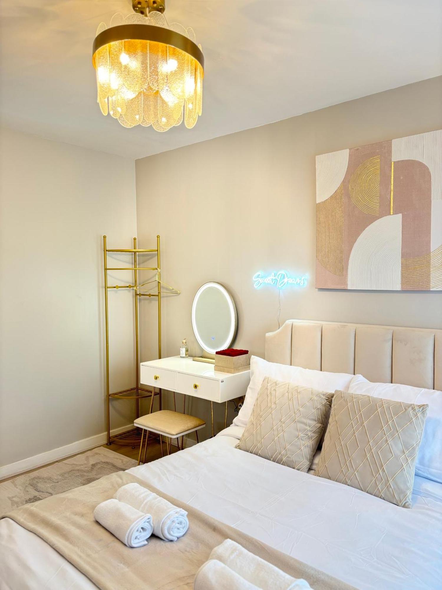 Apartment Lux - Luxury With Jacuzzi In Leeds Centre *