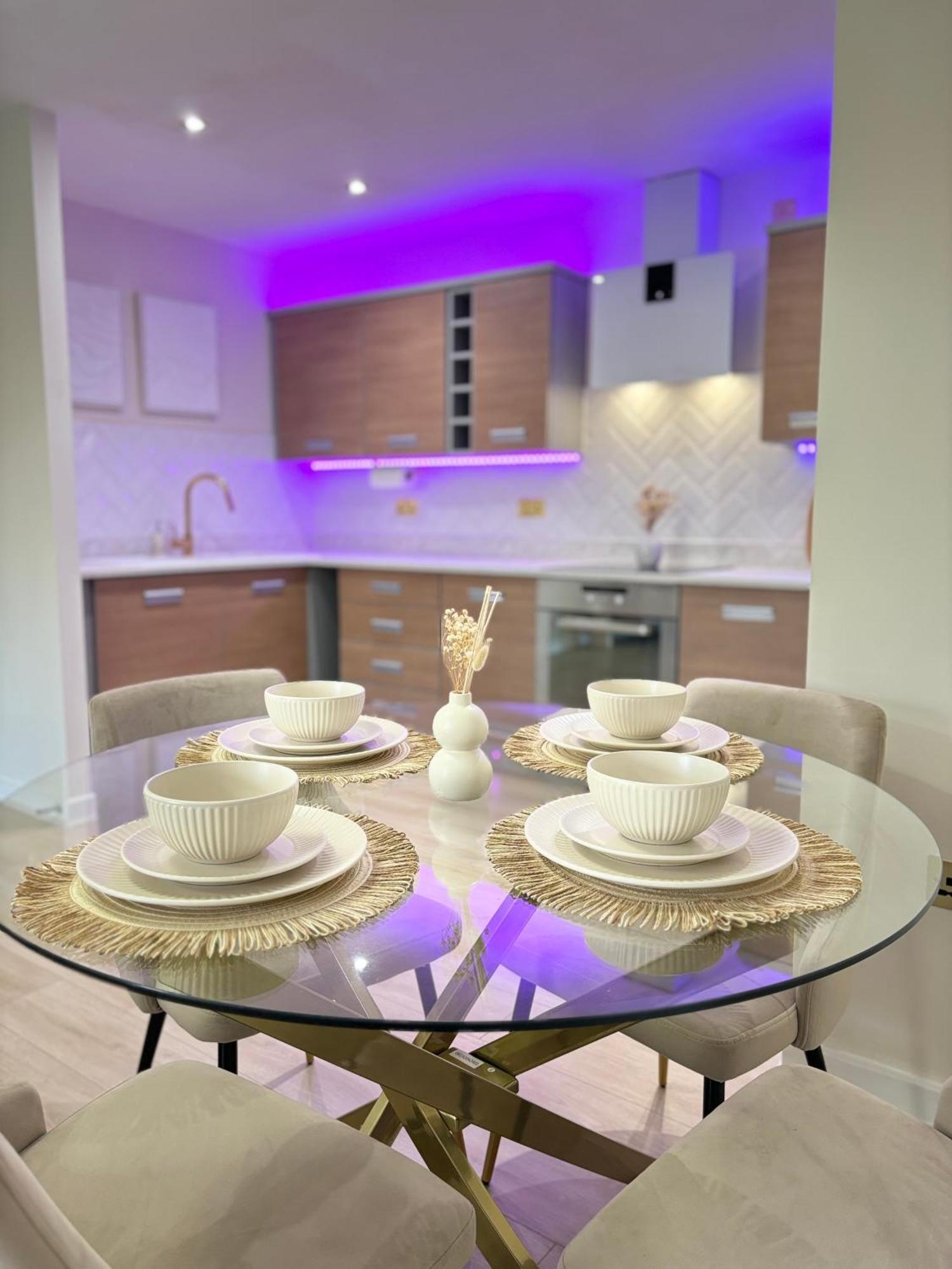 Apartment Lux - Luxury With Jacuzzi In Leeds Centre *